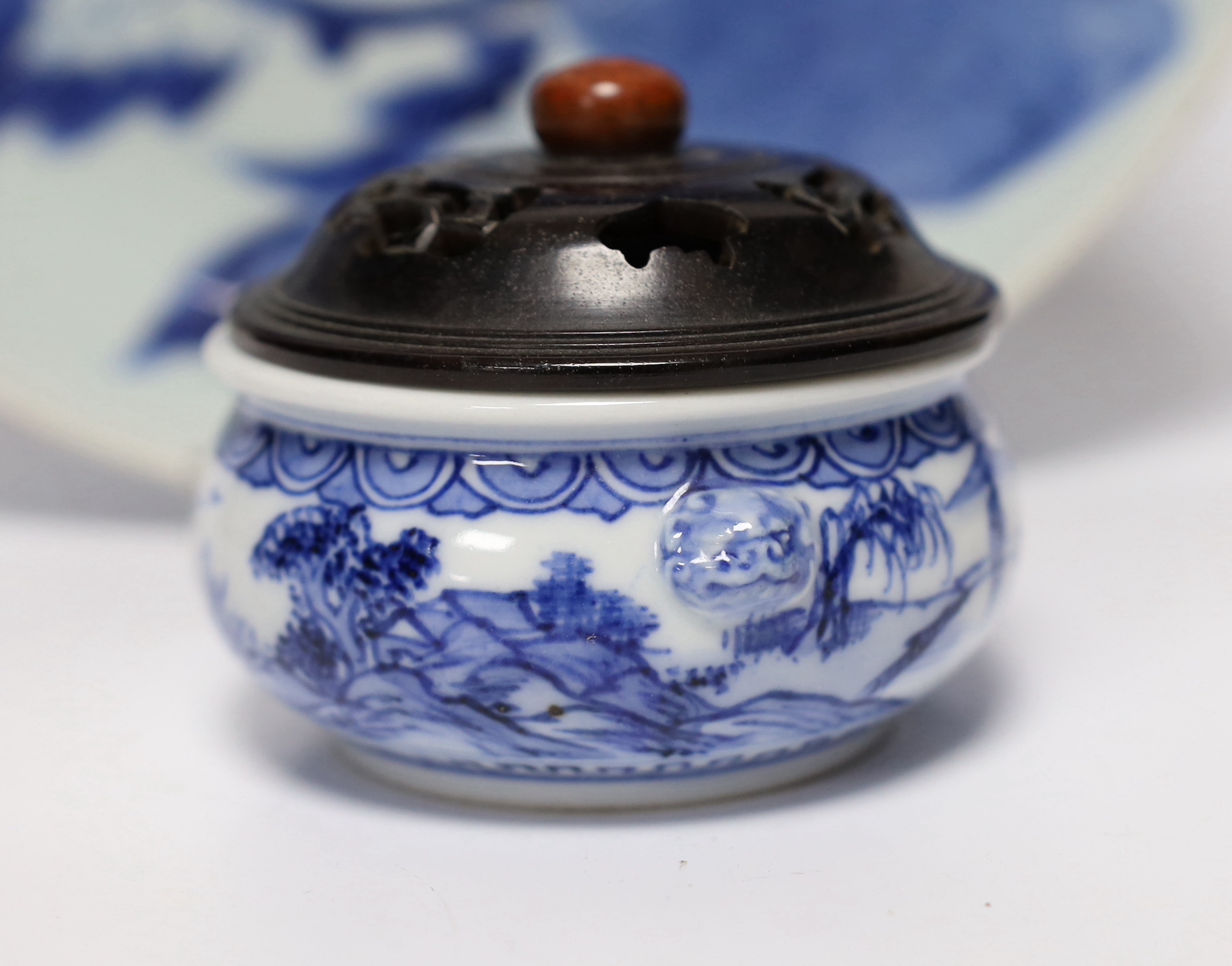 A Japanese blue and white dish, Edo Period and a signed blue and white koro with wood cover, largest 29cm diameter